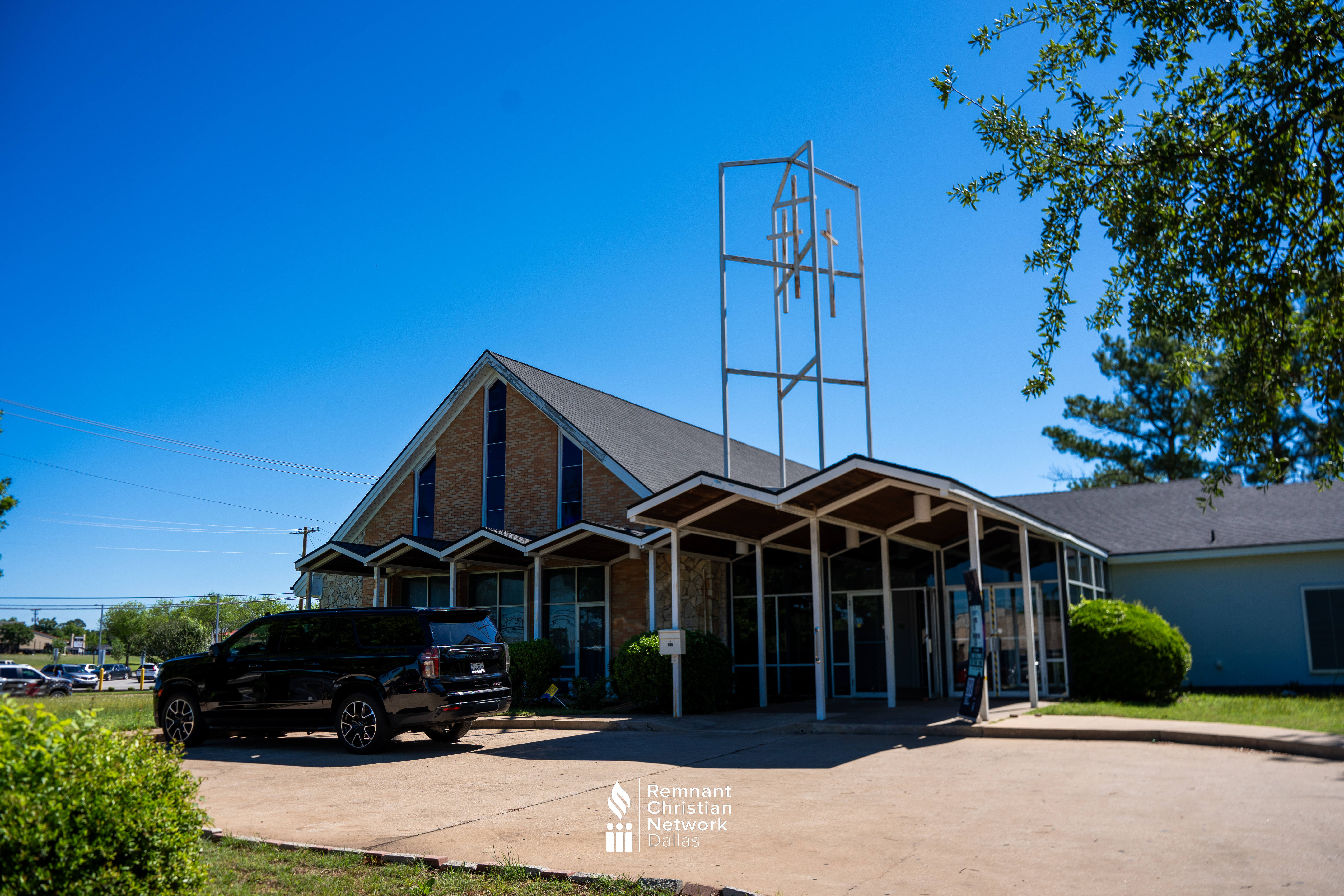 Exterior view of RCN Dallas church building